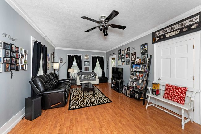 715 Locust St, House other with 4 bedrooms, 2 bathrooms and 2 parking in Minonk IL | Image 4