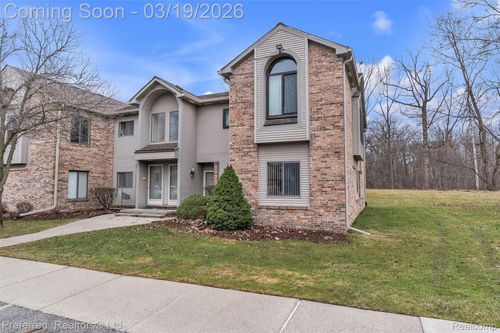 42751 Lilley Pointe Dr, Canton, MI, 48187-5308 | Card Image