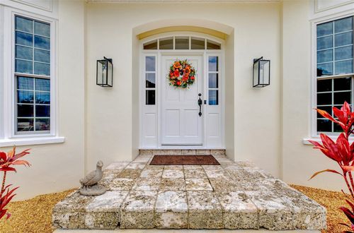 5030 18th Ave W, BRADENTON, FL, 34209-5125 | Card Image