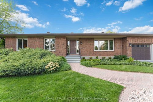 7365 Bleeks Rd, Ashton, ON, K0A1B0 | Card Image