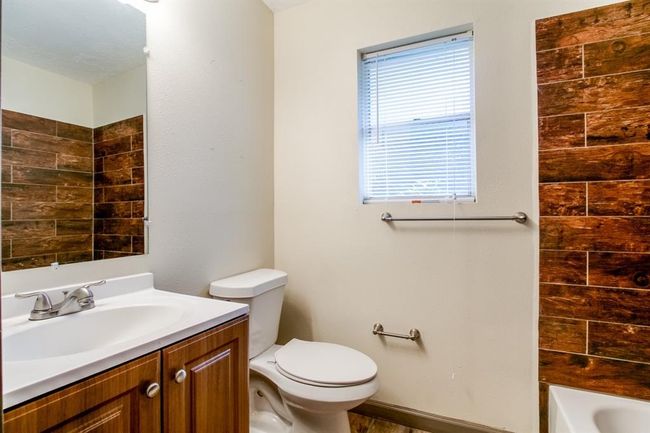 24615 Wilderness Rd, House other with 3 bedrooms, 2 bathrooms and 2 parking in Spring TX | Image 31