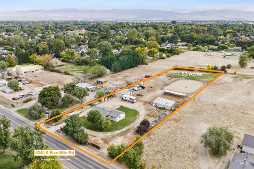 4240 S Five Mile Rd, Boise, ID, 83709-4802 | Card Image