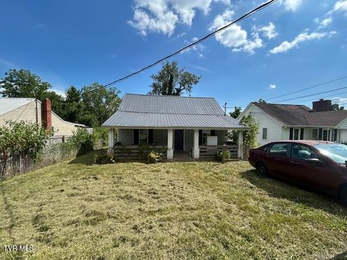938 Barker Street, Bristol, TN, 37620 | Card Image