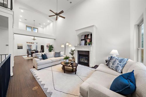 apt-b-3104 Bagby St, Houston, TX, 77006-3362 | Card Image