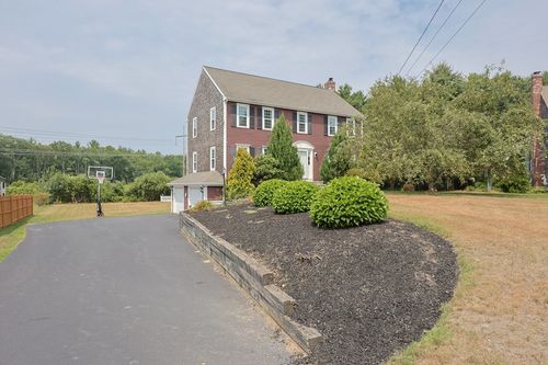110 Cobblestone Ln, Bridgewater, MA, 02324-2280 | Card Image