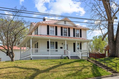 688 Florence Ave, Waynesboro, VA, 22980 | Card Image