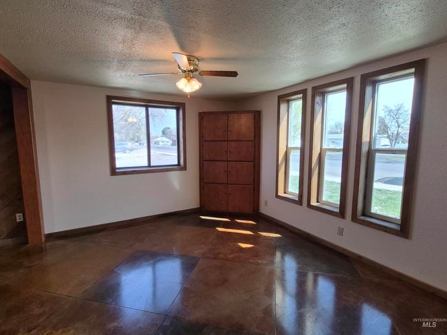 602 7 Th Ave W, House other with 3 bedrooms, 2 bathrooms and 2 parking in Gooding ID | Image 18