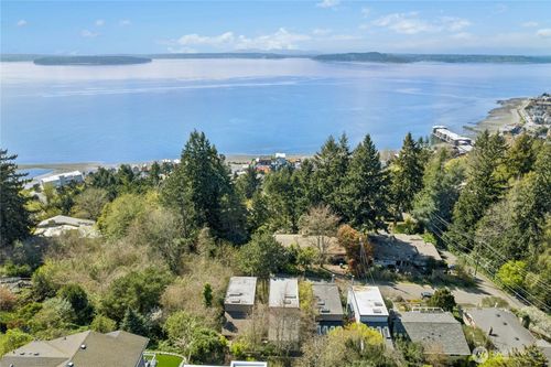 4014 57th Avenue Sw, Seattle, WA, 98116 | Card Image