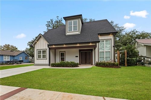 107 N Olive St, Hammond, LA, 70401-3311 | Card Image