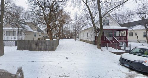 10542 S State Street, Chicago, IL, 60628 | Card Image