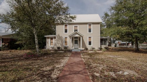 87 Bay Ave, DeFuniak Springs, FL, 32435-2501 | Card Image