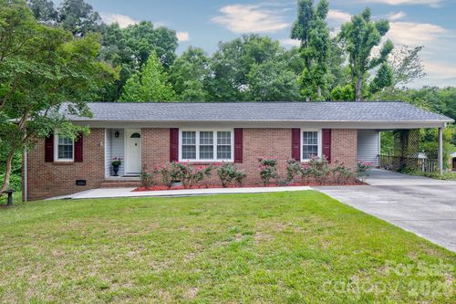 156 Blackmon Cir, Kershaw, SC, 29067-1042 | Card Image