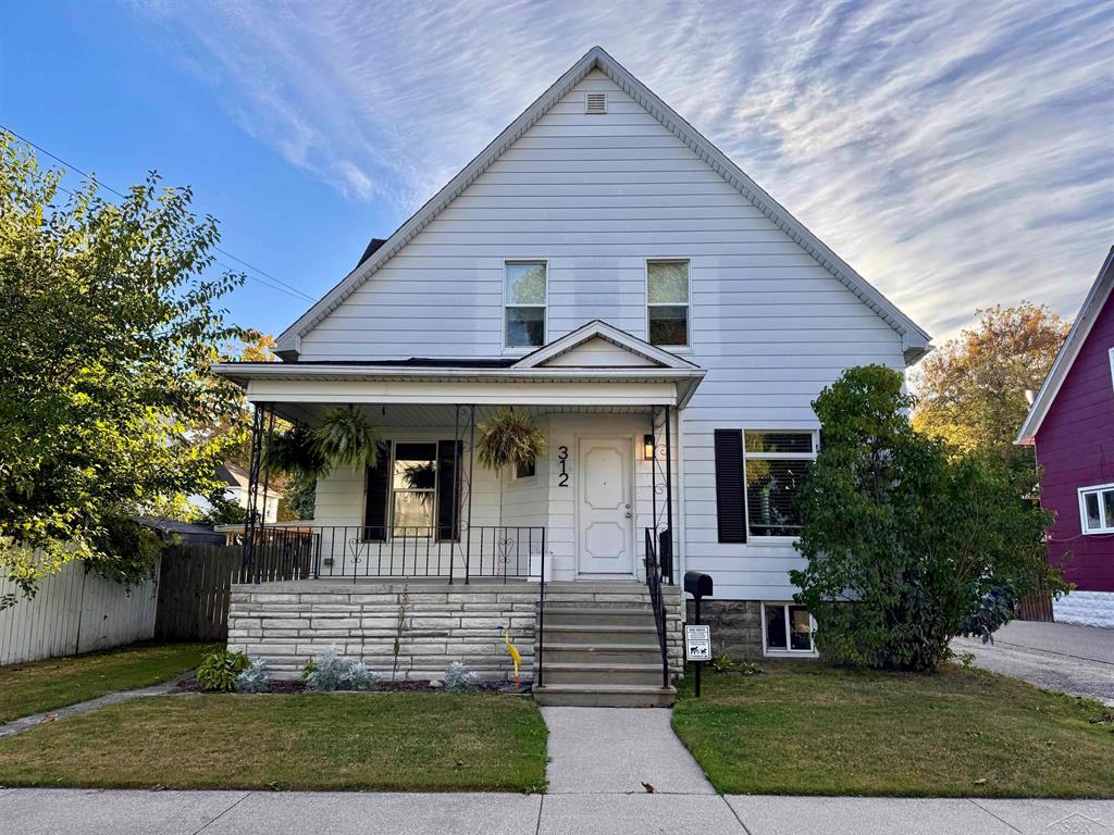 312 N Mc Lellan Street, For Sale in Bay City Zoocasa