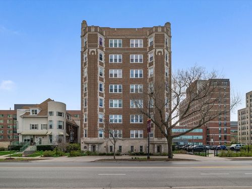 3f-6334 N Sheridan Rd, Chicago, IL, 60660-1754 | Card Image