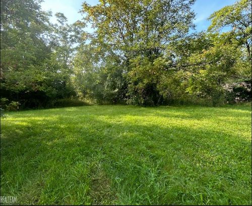 418 E Foss Ave, Flint, MI, 48505-2121 | Card Image