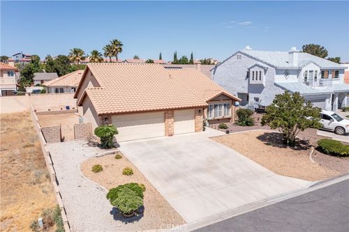 12950 Yellowstone, Victorville, CA, 92395 | Card Image