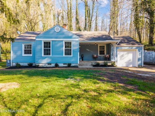 120 Stone Rd, Knoxville, TN, 37920-5060 | Card Image