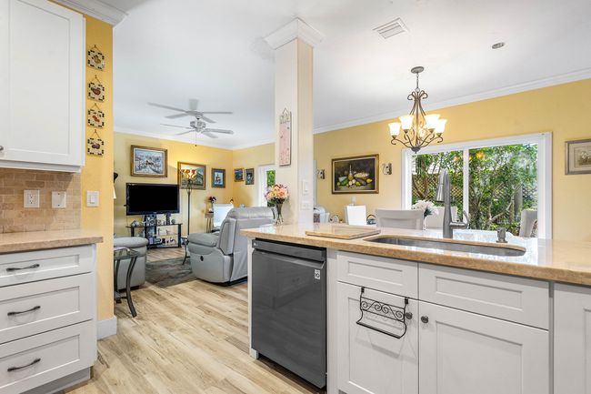 5406 - 5406 Pointe Villa Dr, Condo with 3 bedrooms, 3 bathrooms and null parking in Lighthouse Point FL | Image 5