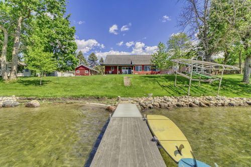 290 Shorewood Dr, Detroit Lakes, MN, 56501-4610 | Card Image