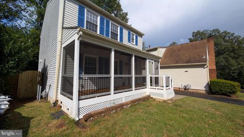 5813 Shana Pl, Burke, VA, 22015-3663 | Card Image