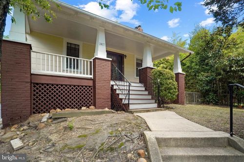 2417 Washington Blvd, ARLINGTON, VA, 22201-1115 | Card Image