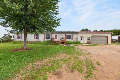 104 Grand Scenic Drive, Shell Rock, IA, 50670 | Card Image