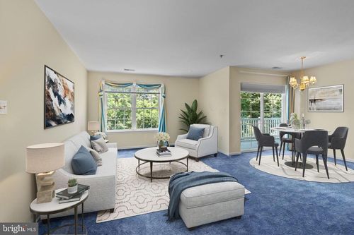 apt-222-42 W College Ave, YARDLEY, PA, 19067-1552 | Card Image