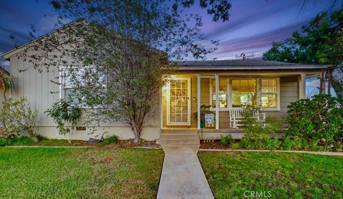 4702 Castana Ave, Lakewood, CA, 90712-3505 | Card Image