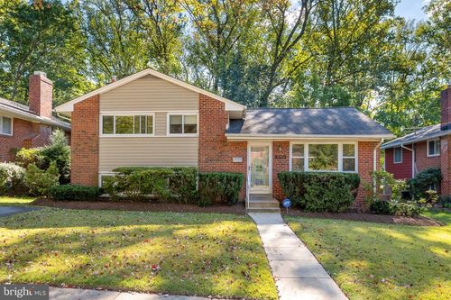 2702 Loma St, SILVER SPRING, MD, 20902-4844 | Card Image