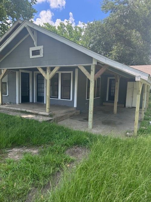 246 E E Broadway, Bogata, TX, 75417 | Card Image
