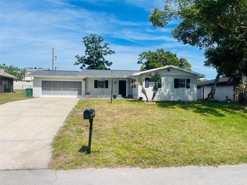 999 Eleanor Ave, Deltona, FL, 32725-6922 | Card Image
