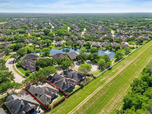 8923 Four Leaf Dr, Sugar Land, TX, 77479-6973 | Card Image