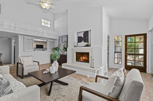 2092-7800 E Lincoln Dr, Scottsdale, AZ, 85250-7927 | Card Image