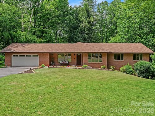11 Grenadier Ct, Candler, NC, 28715-9419 | Card Image