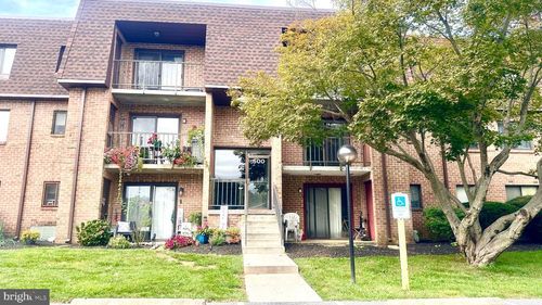 514-514 Valley Dr, WEST CHESTER, PA, 19382-6458 | Card Image