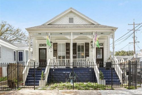 8238 40 Spruce Street, New Orleans, LA, 70118 | Card Image