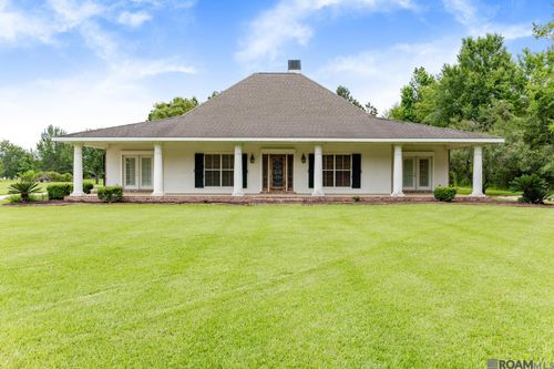 7105 Port Hudson Pride Rd, Zachary, LA, 70791-7447 | Card Image