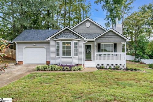 303 Dunwoody Dr, Simpsonville, SC, 29681-4428 | Card Image