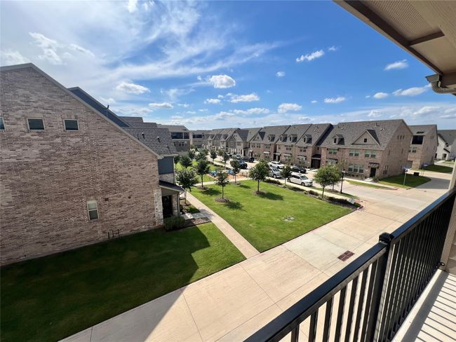 View of green lawn featuring a residential view | Image 30