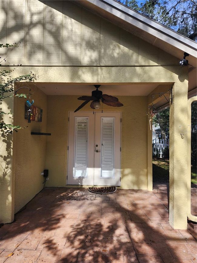 2303 Millcreek Court, House other with 3 bedrooms, 2 bathrooms and null parking in Valrico FL | Image 19