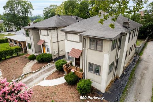 590 Parkway Drive Ne, ATLANTA, GA, 30308 | Card Image