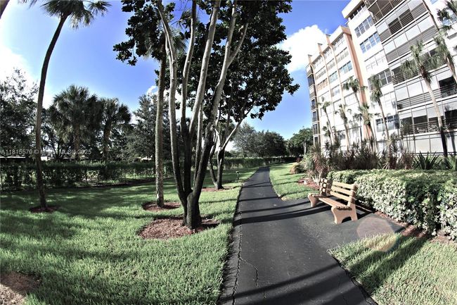 APT-712 - 1100 Saint Charles Pl, Condo with 2 bedrooms, 2 bathrooms and null parking in Pembroke Pines FL | Image 39