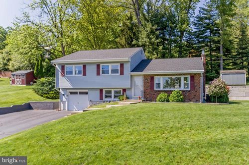 7 Maplewood Rd, Milford, NJ, 08848-1510 | Card Image