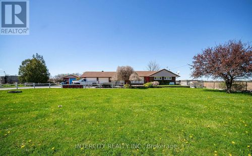 1309 Lower Baseline E, Milton (MI Rural Milton), ON, L9E0S7 | Card Image