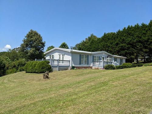 283 Bobcat Ln, Warne, NC, 28909-7737 | Card Image