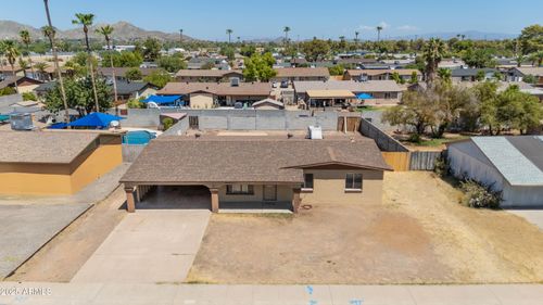 3430 E Poinsettia Dr, Phoenix, AZ, 85028-1329 | Card Image