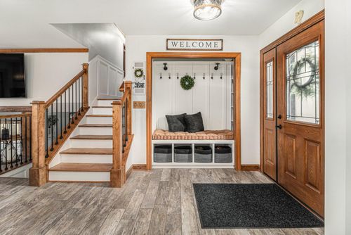 3002 Sunrise Dr, Crown Point, IN, 46307-8901 | Card Image