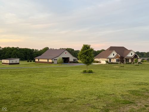 5973 Timber View Ln, Clayton, IN, 46118-5507 | Card Image