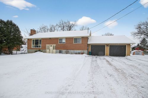 1494 Meadow Dr, Greely, ON, K4P1B1 | Card Image