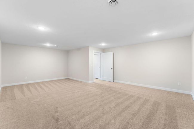 Lower level flex room | Image 43